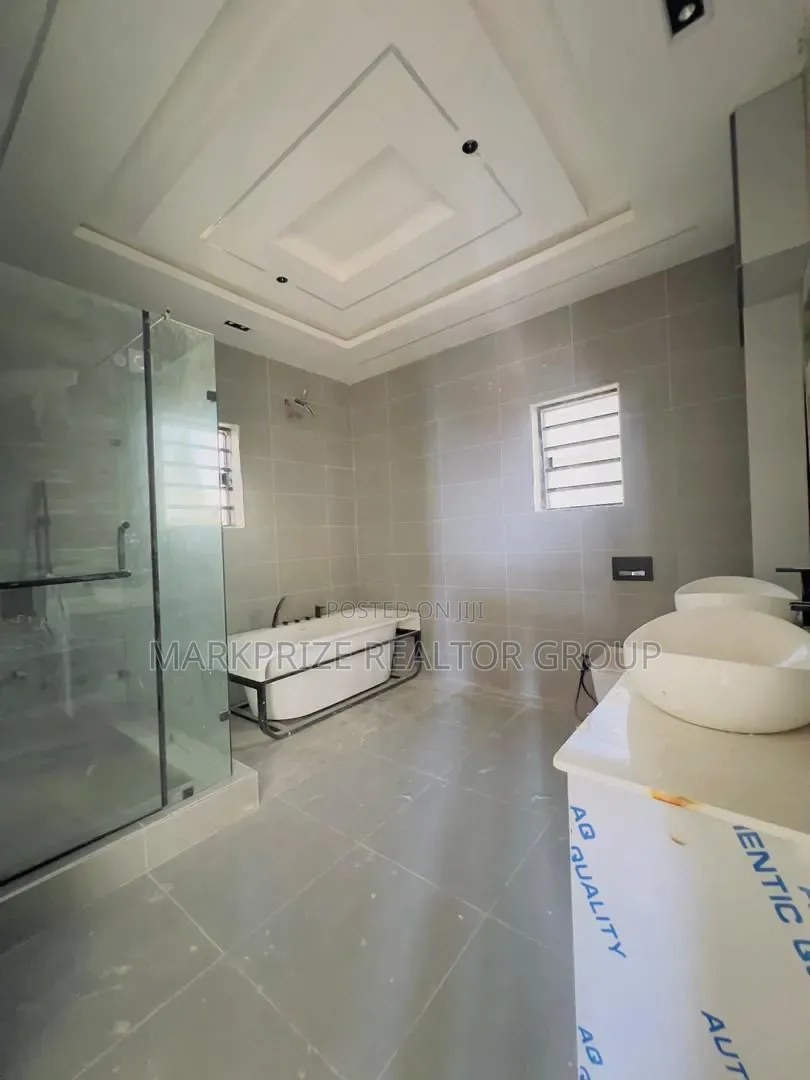 Furnished 4bdrm Duplex in Surulere Lagos, Western Avenue for sale in Western Avenue