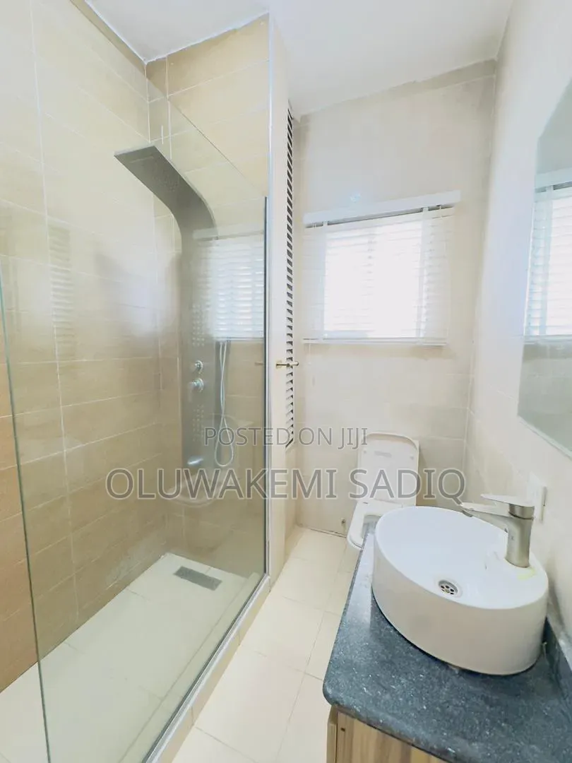 3bdrm Duplex in Banana Island for rent in Banana Island