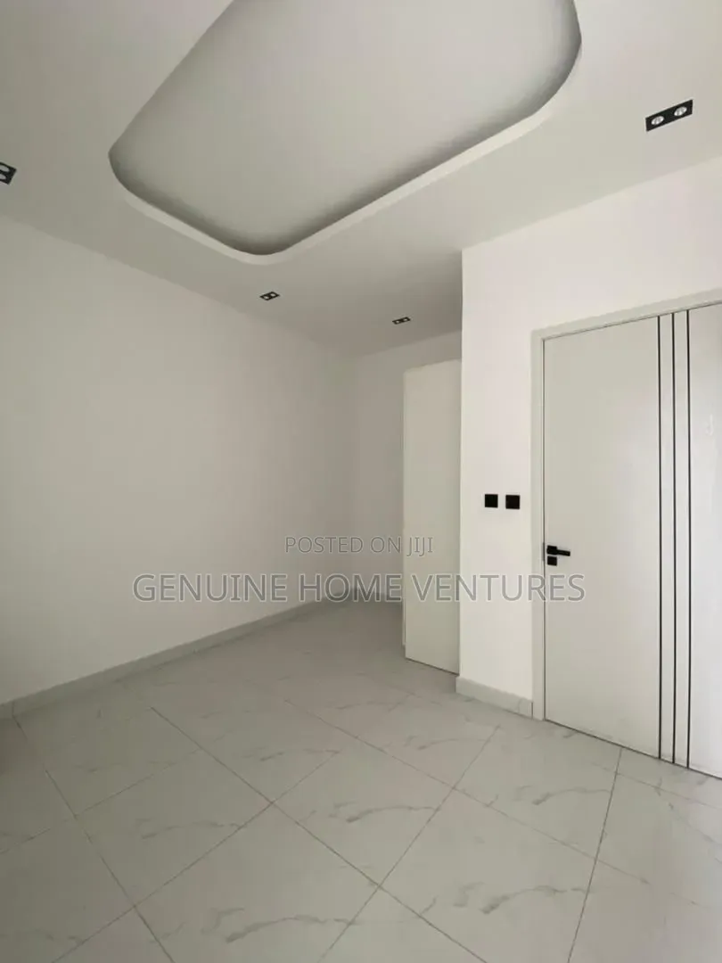 2bdrm Apartment in Ikate for sale in Ikate
