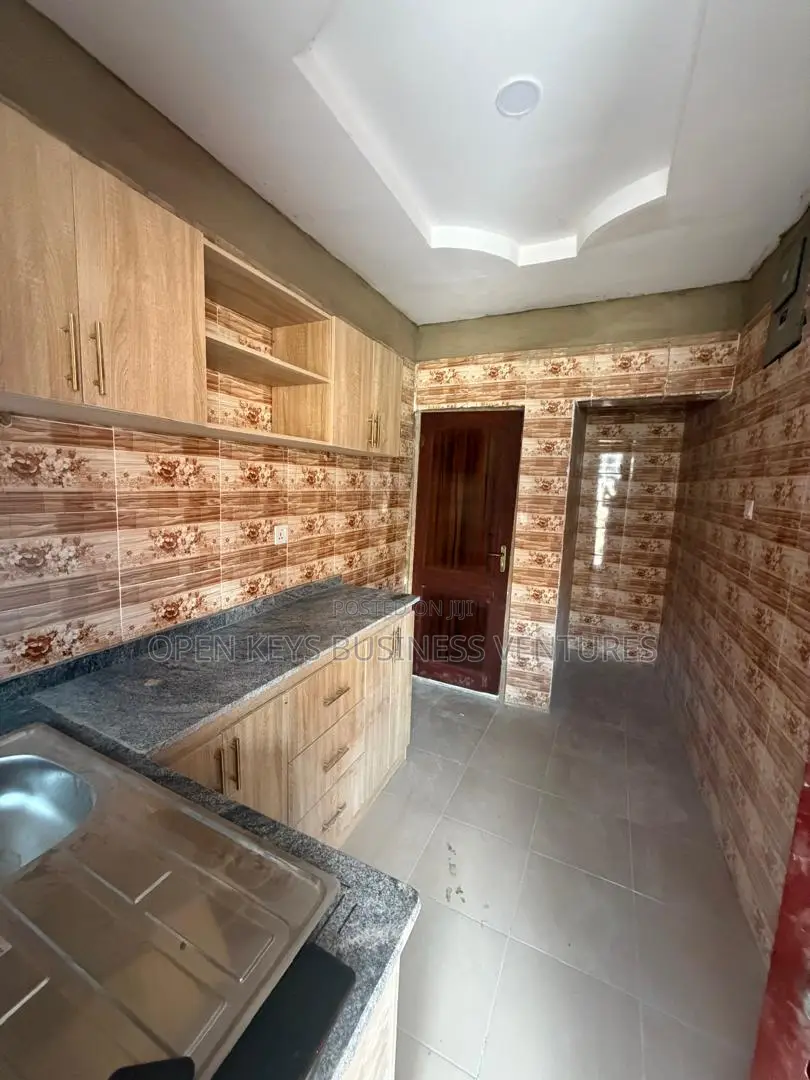 Furnished 3bdrm Block of Flats in Unity, Oluyole Estate for rent in Oluyole Estate