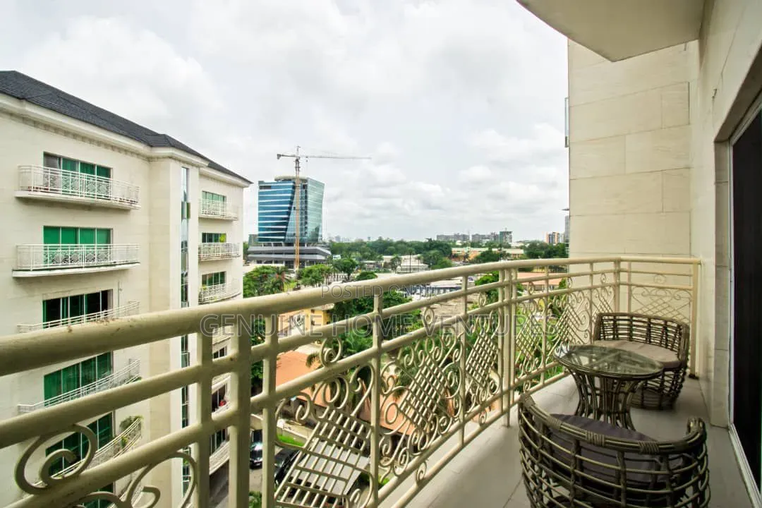 3bdrm Apartment in Old Ikoyi for rent in Old Ikoyi