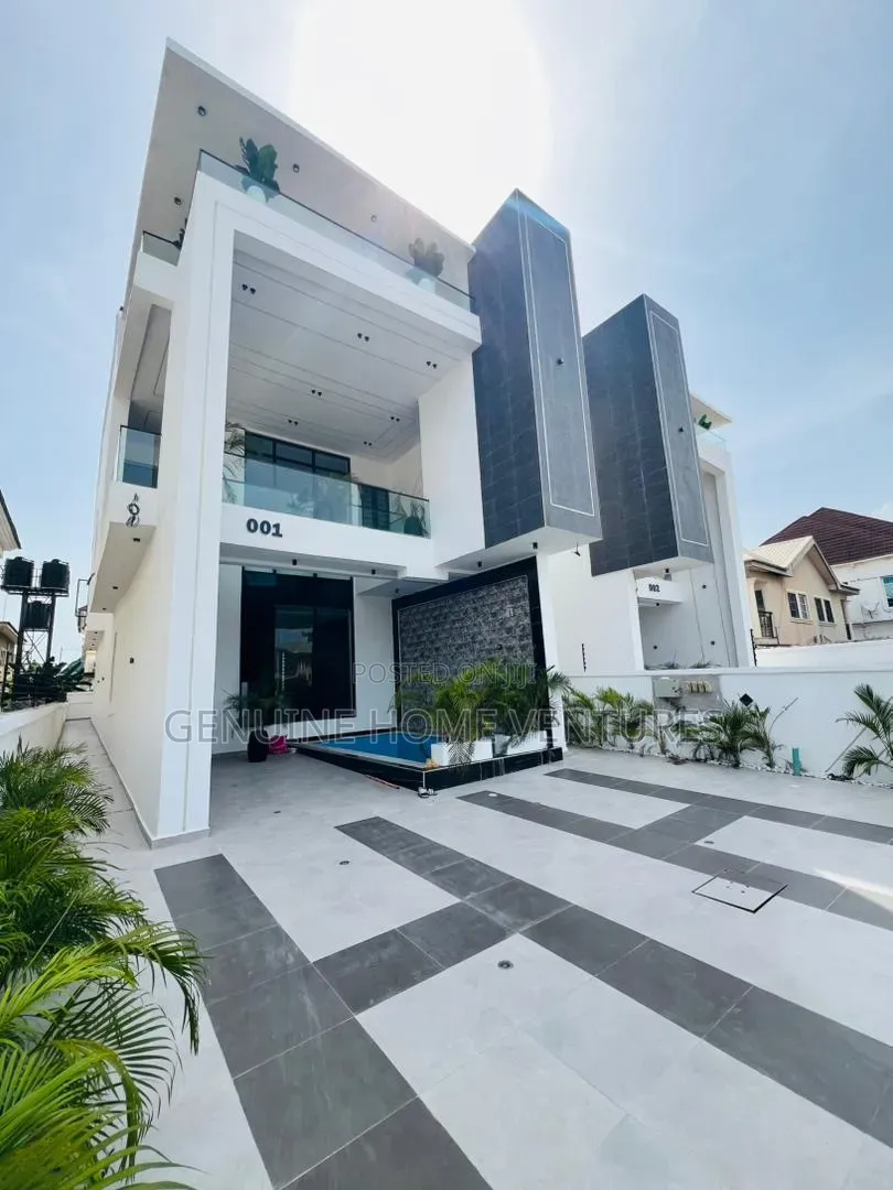5bdrm Duplex in Ikate Lekki for sale in Ikate