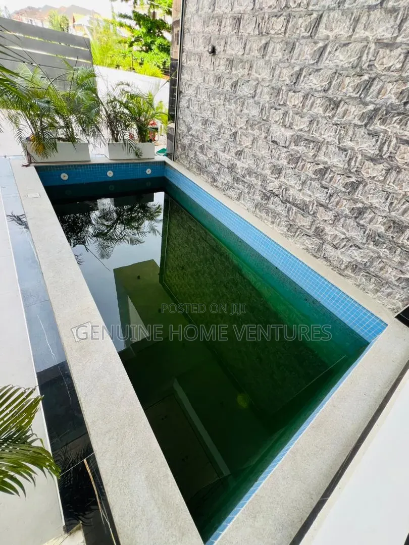 5bdrm Duplex in Ikate Lekki for sale in Ikate