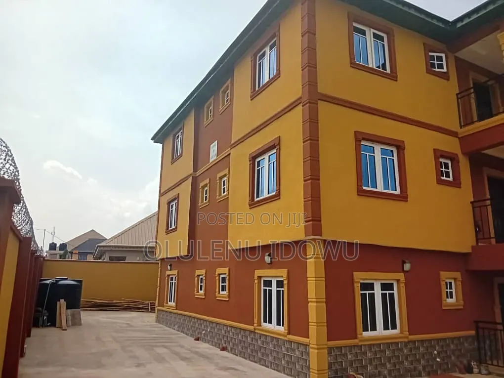 Furnished 3bdrm Block of Flats in Ado-Odo/Ota for sale in Ado-Odo/Ota