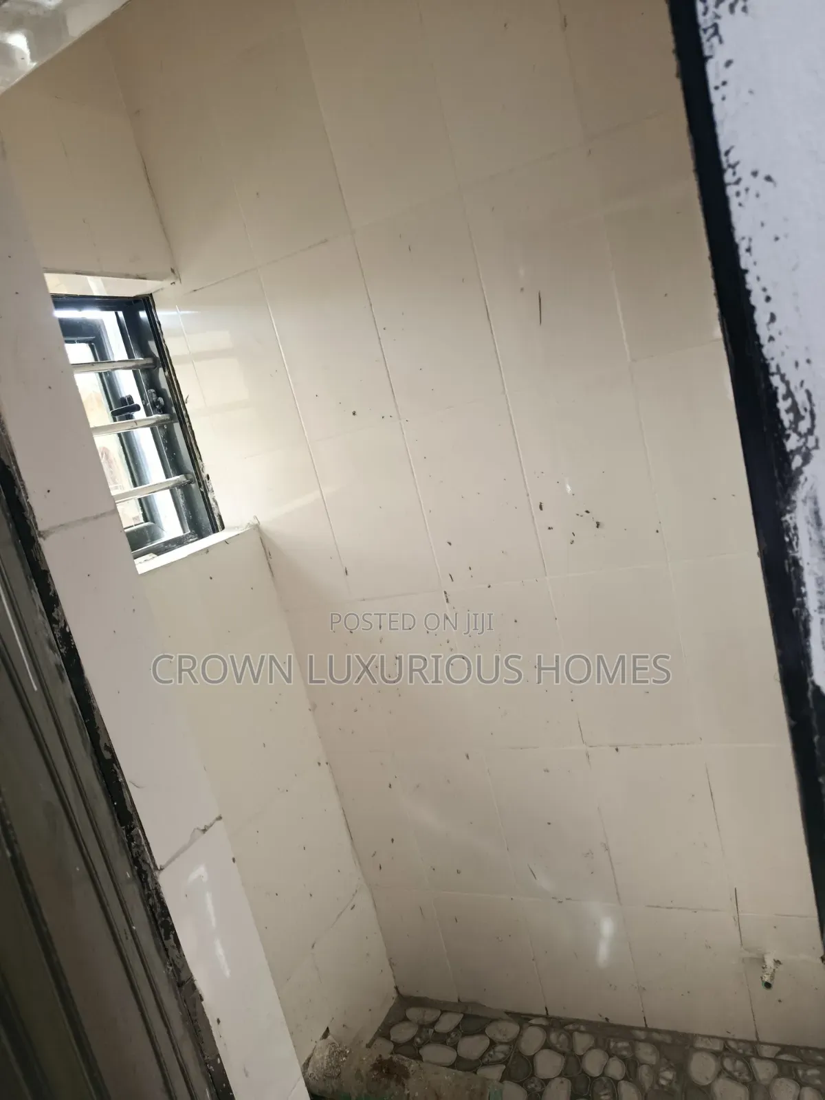 3bdrm Block of Flats in Ikolaba Estate, for rent in Ibadan