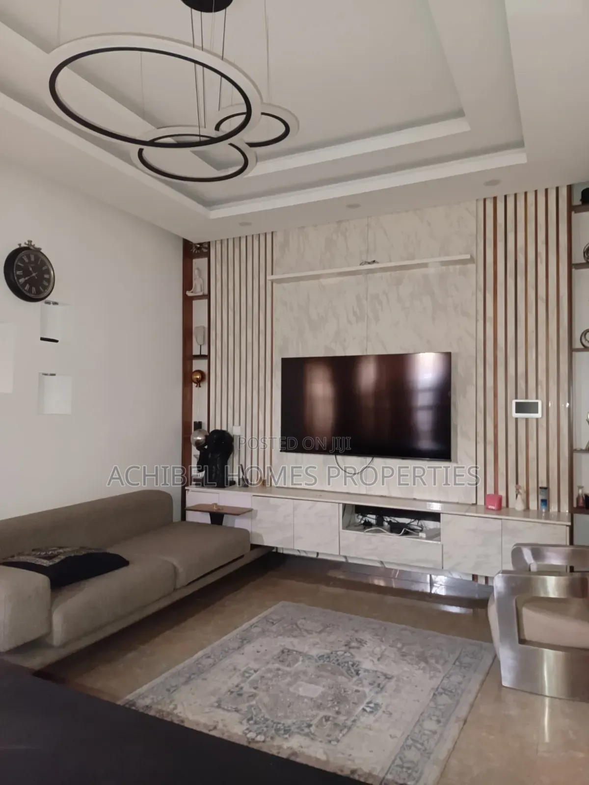 Furnished 5bdrm Duplex in Chevron for rent in Chevron