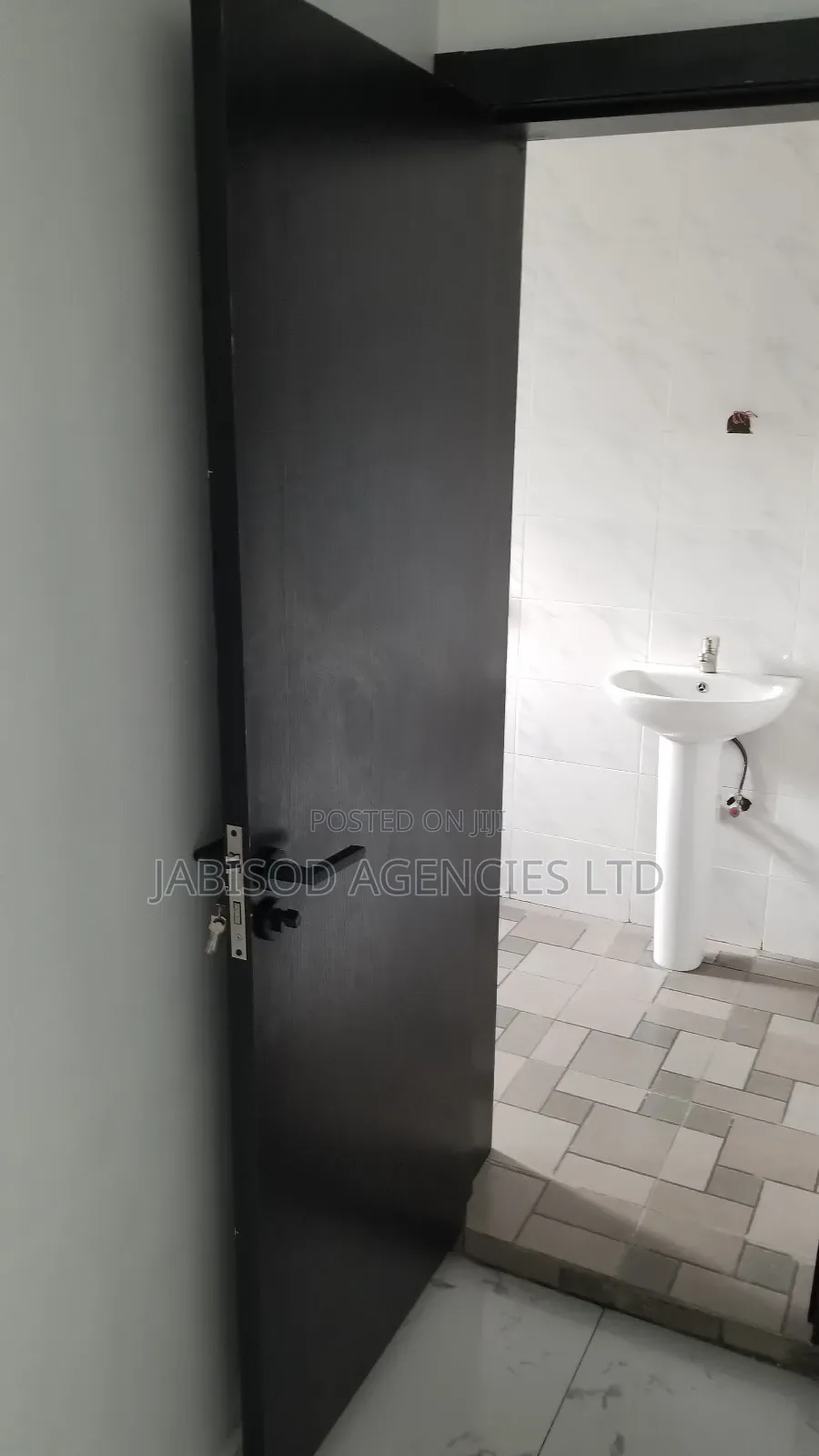 2bdrm Block of Flats in Bode Thomas. for rent in Bode Thomas