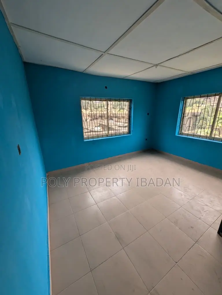 Room and Parlour 2 Bedroom Flat in Ibadan