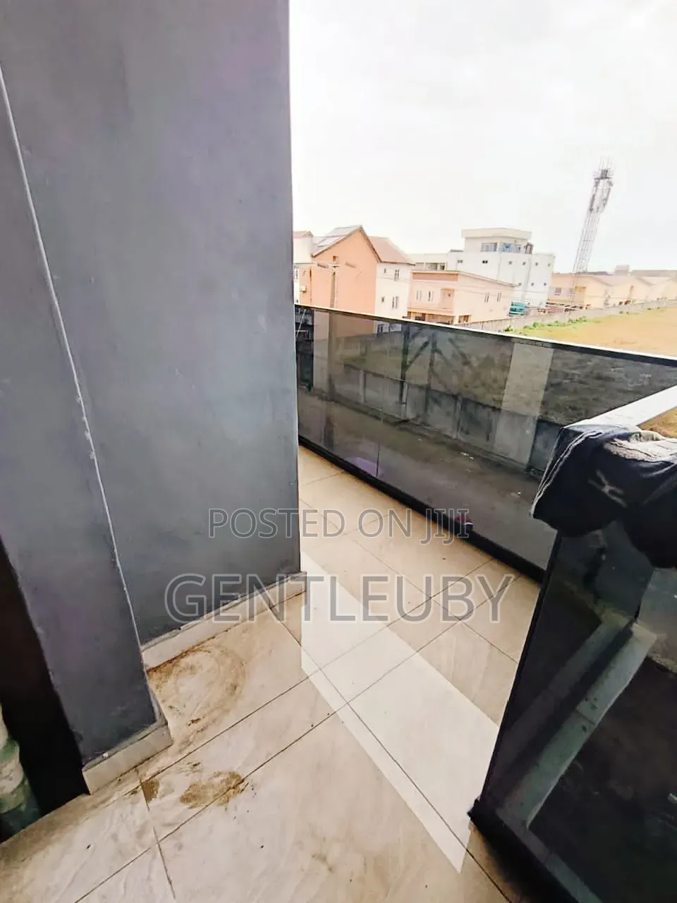 Spacious Standard 2 Bedroom Flat for Rent,Lekki Phase.2 in Lekki Phase 1