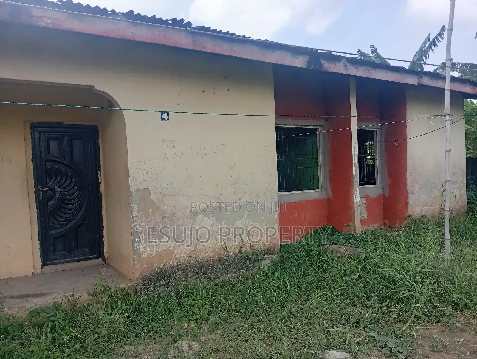 4bdrm Bungalow in Enobong Uwa Avenue, Uyo for sale in Uyo