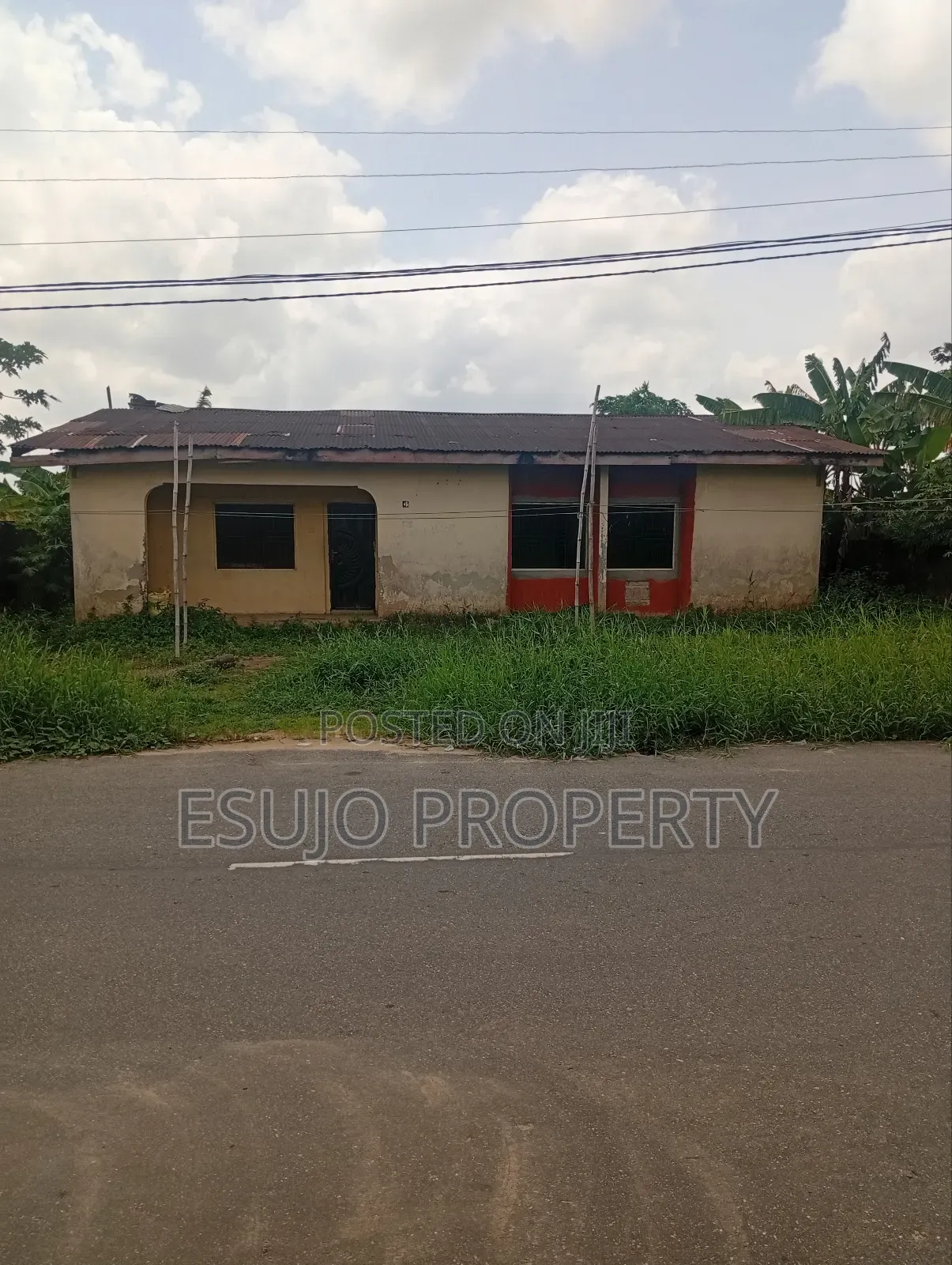 4bdrm Bungalow in Enobong Uwa Avenue, Uyo for sale in Uyo