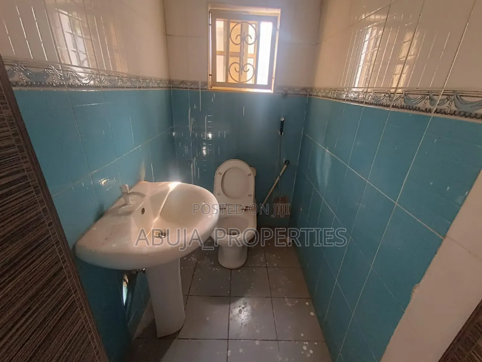 4bdrm Bungalow in Wuse for rent in Wuse