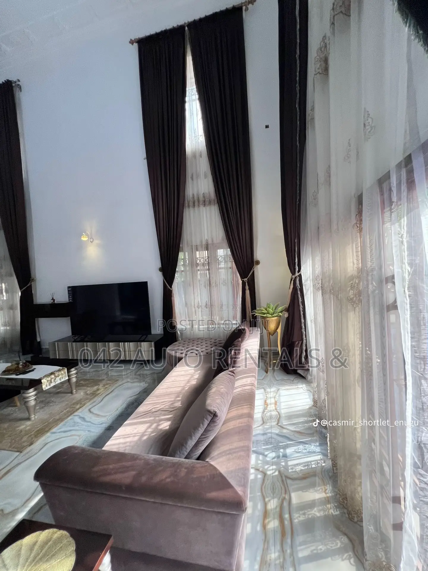 Executive 1 Bedroom Apartment With Swimming Pool in Enugu