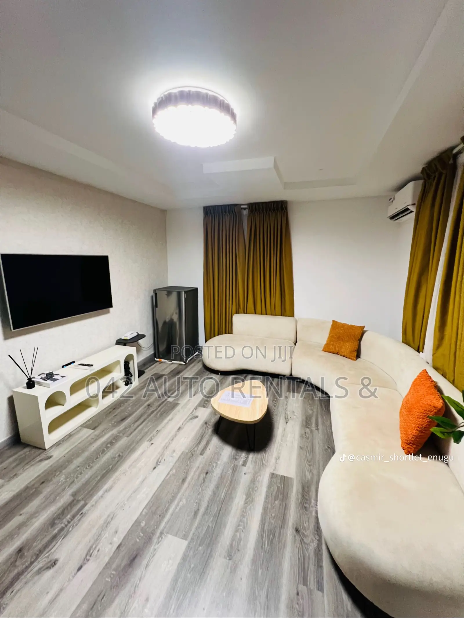 Cozy 1 Bedroom Apartment With Indoor and Outdoor Loung in Enugu