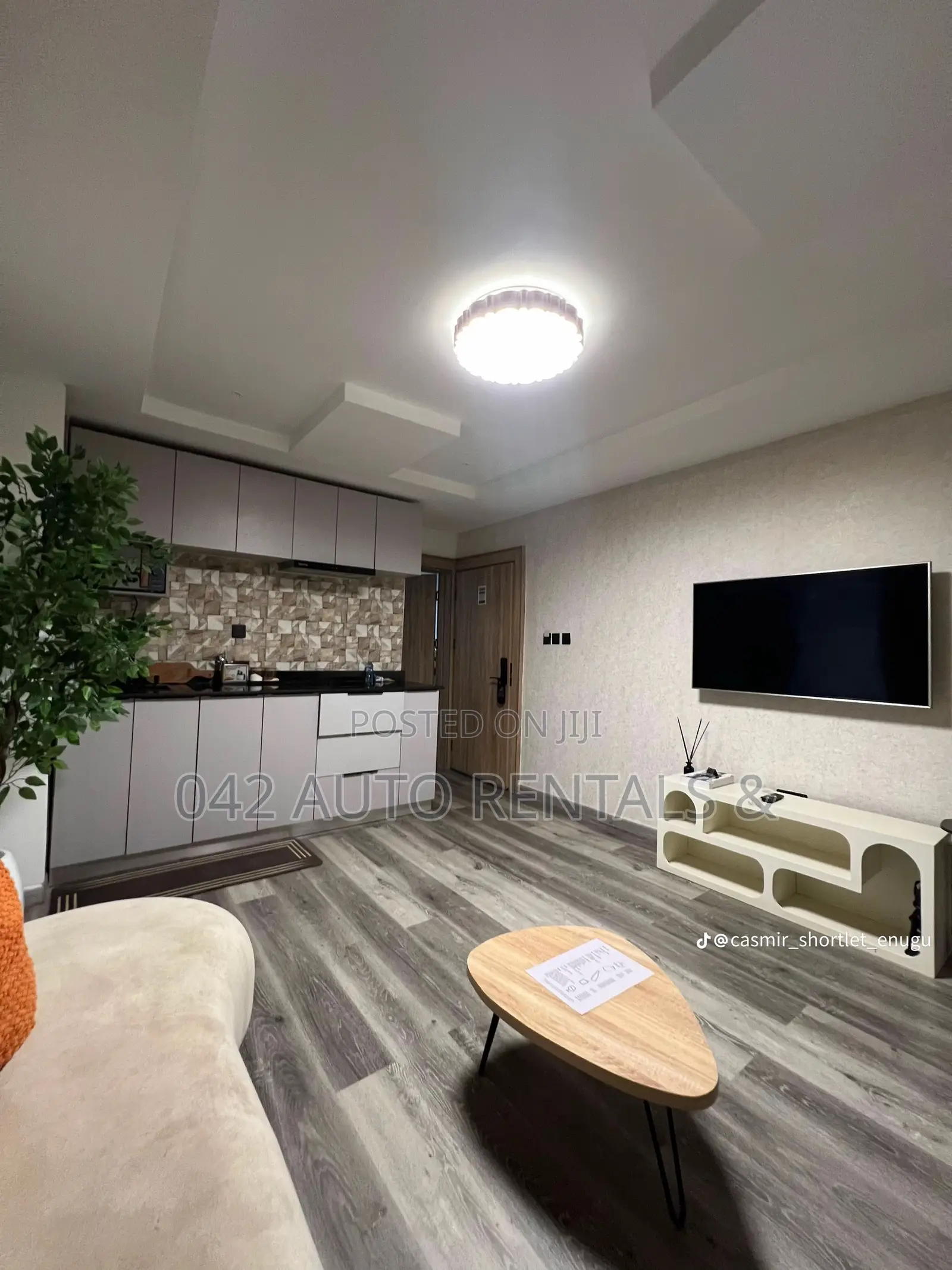 Cozy 1 Bedroom Apartment With Indoor and Outdoor Loung in Enugu