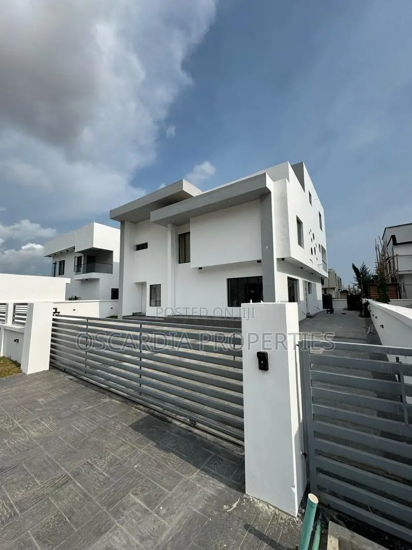 5bdrm Duplex in Royal Gardens, Ajah for sale in Lekki Gardens Estate