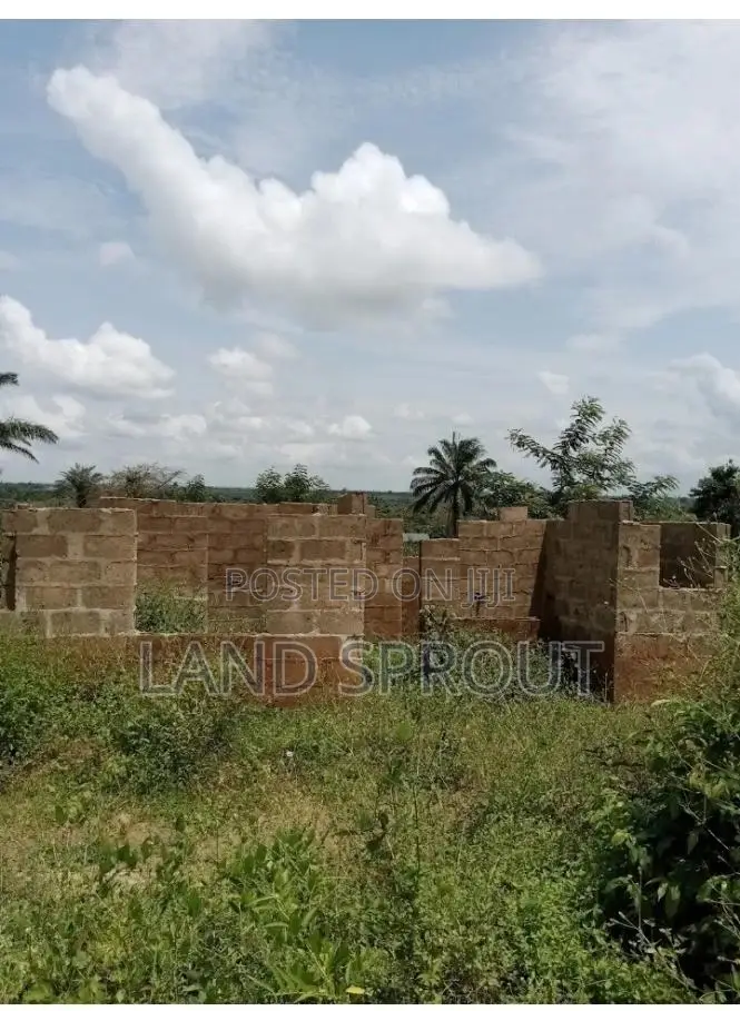 You Can Own This Incomplete Building in Ijoko, Ogba-Ayo in Ado-Odo/Ota