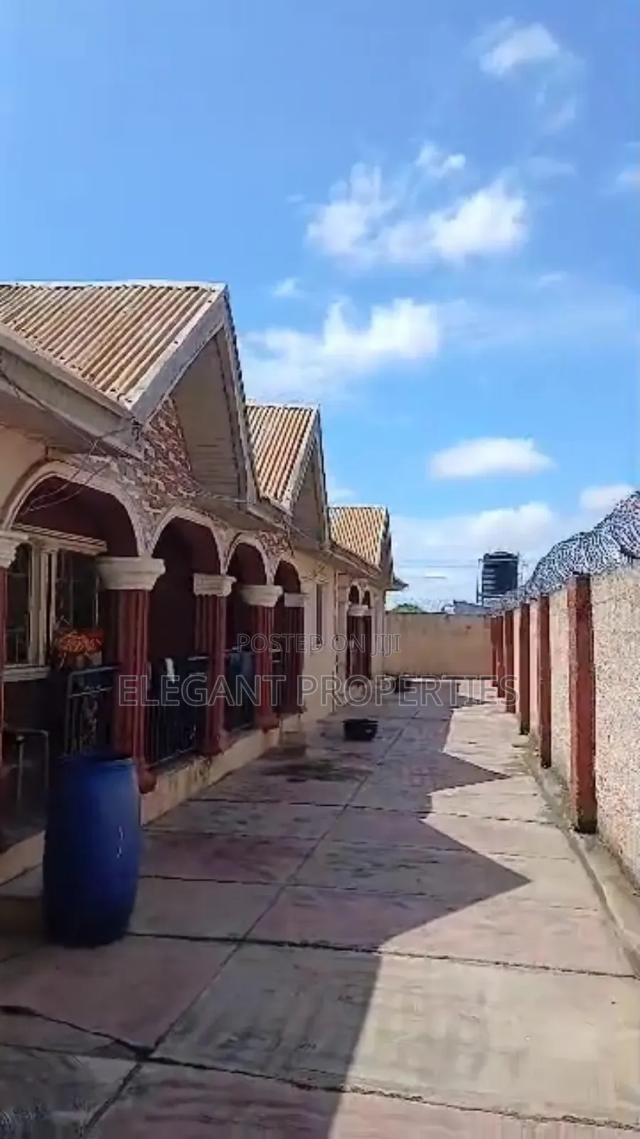2bdrm Block of Flats in Owode Ede, Osogbo for sale in Osogbo