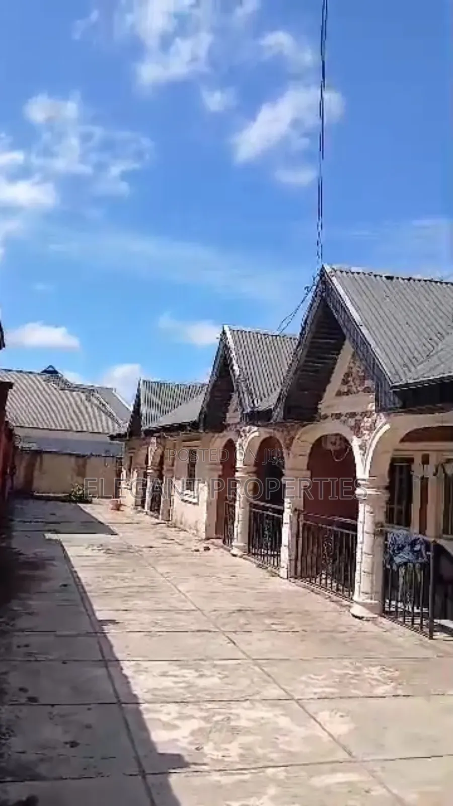 2bdrm Block of Flats in Owode Ede, Osogbo for sale in Osogbo