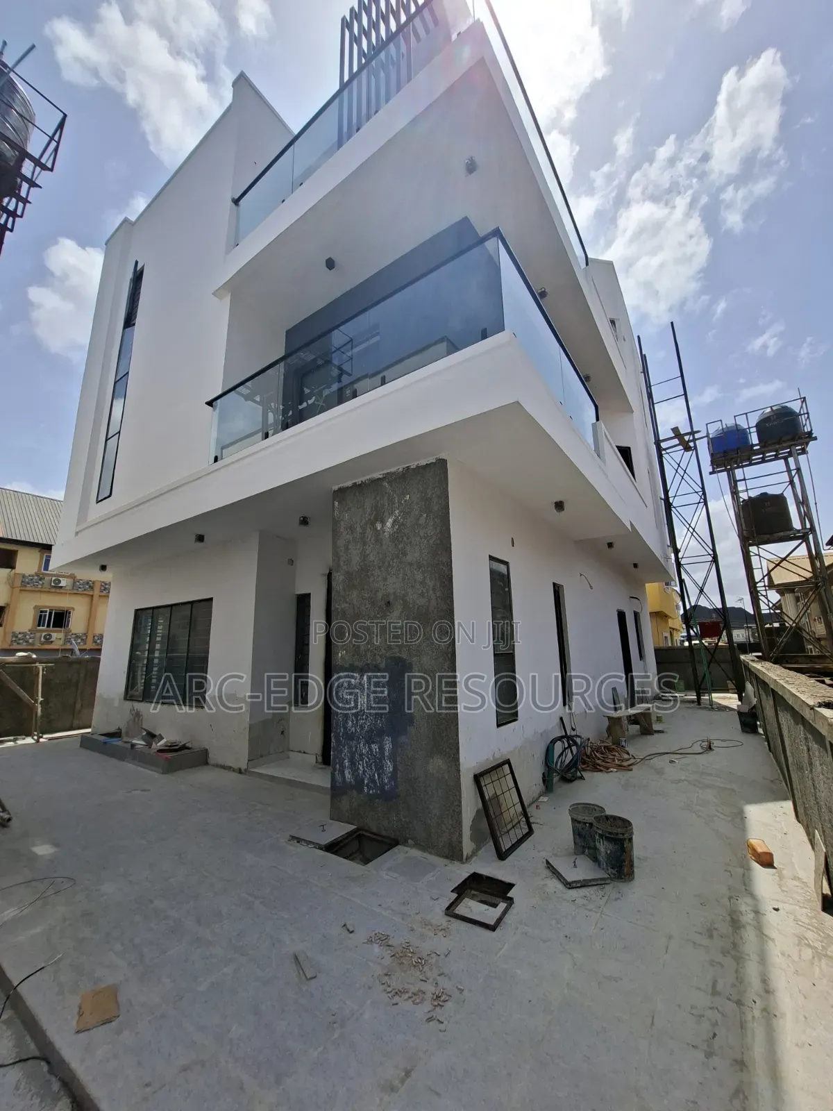 5bdrm Duplex in Greenfield Estate, Ago Palace for sale in Ago Palace
