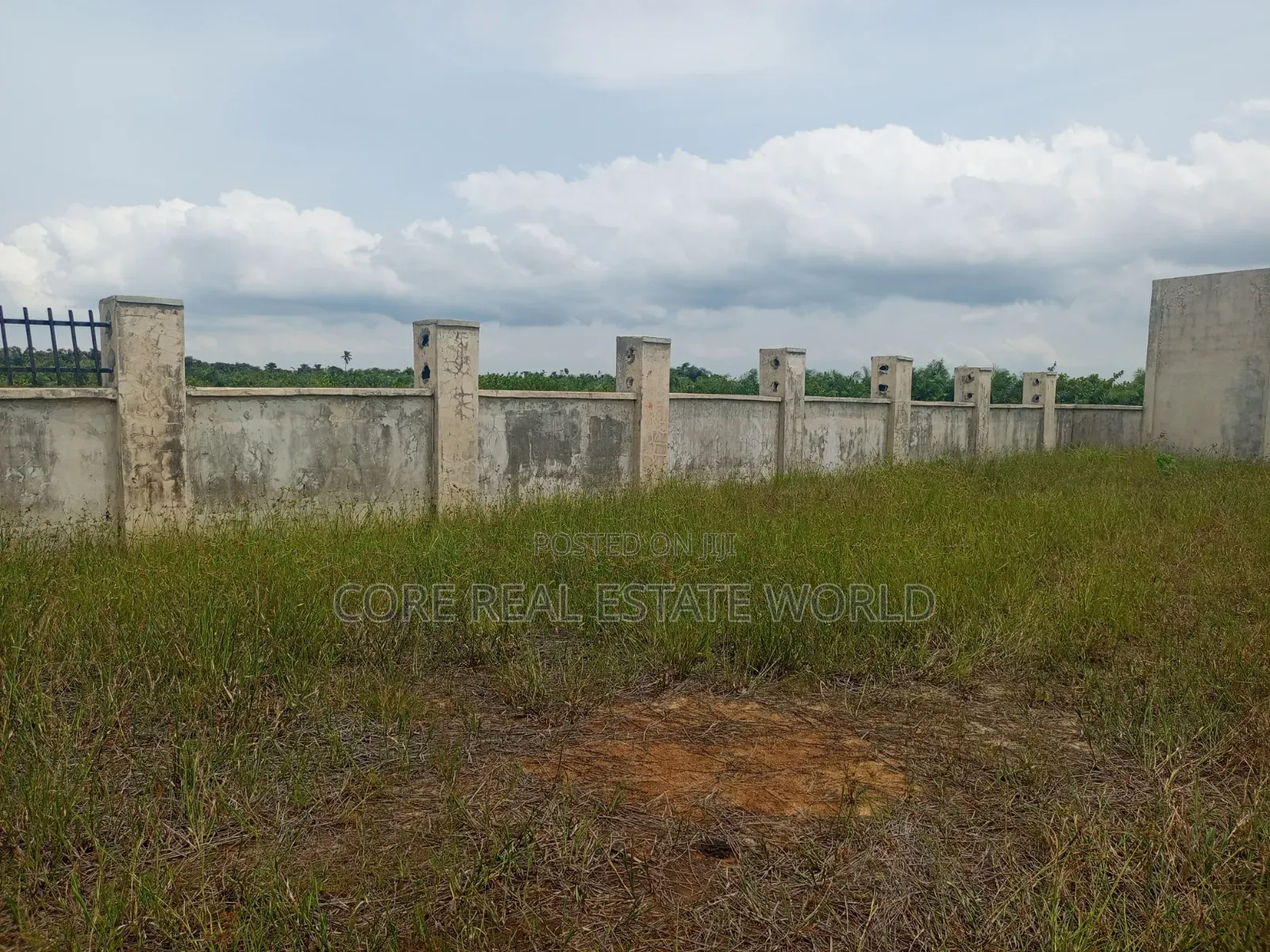 Genuine Land at Nestled in Jikwoyi, FCT Abuja. in Phase 4 / Jikwoyi