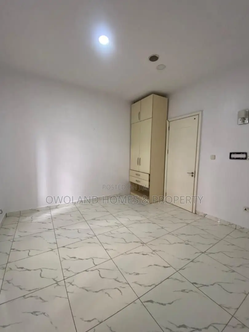4bdrm Duplex in Eleganza Lekki Lagos for rent in Lekki Expressway