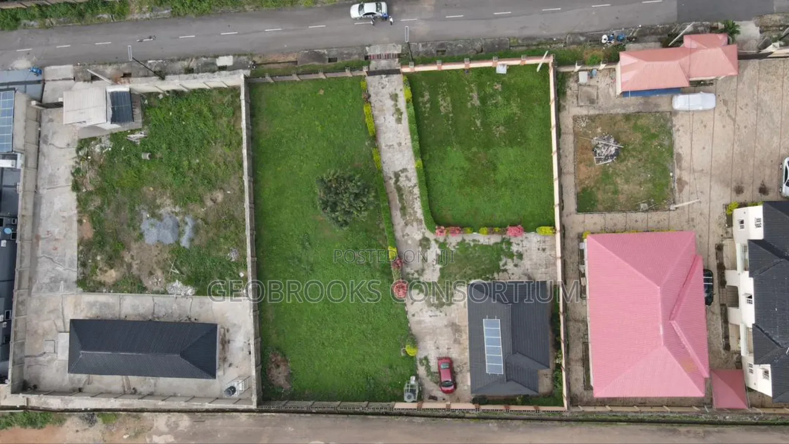 1000 SQM Dry Land for Sale in Kolapo Ishola Gra, Akobo. in Akobo