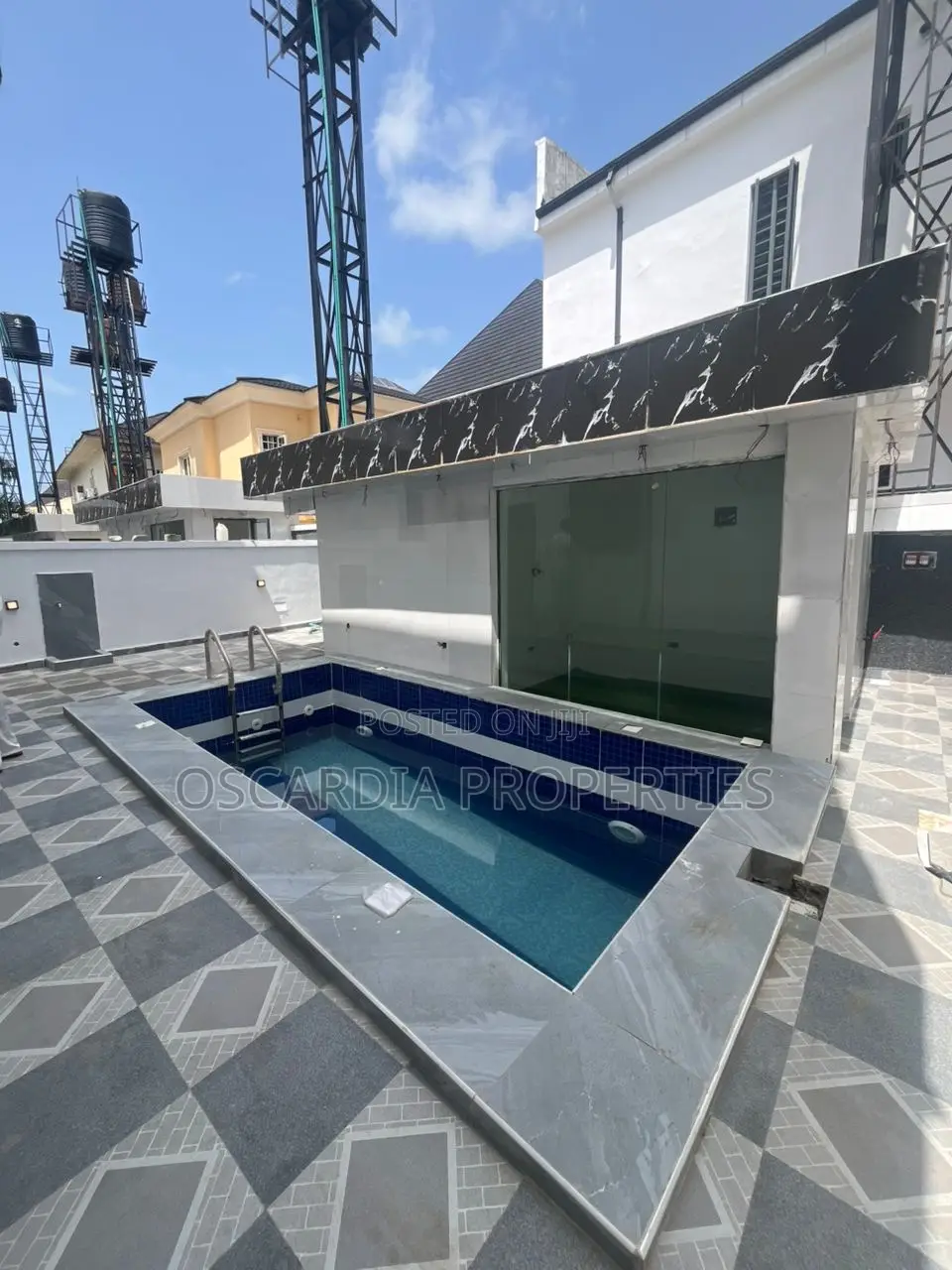 5bdrm Duplex in Sangotedo for sale in Sangotedo