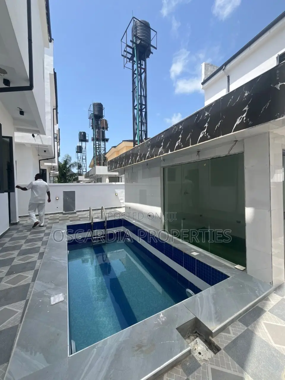 5bdrm Duplex in Sangotedo for sale in Sangotedo