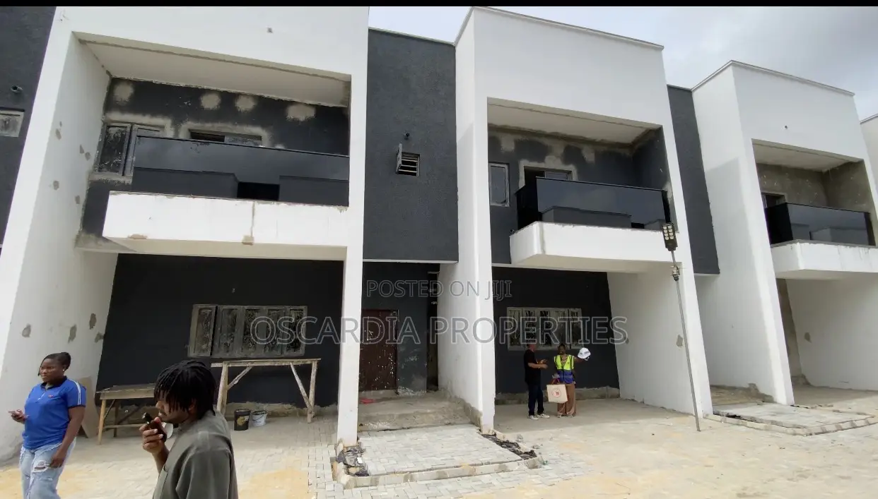 3bdrm Duplex in Abijo for sale in Abijo