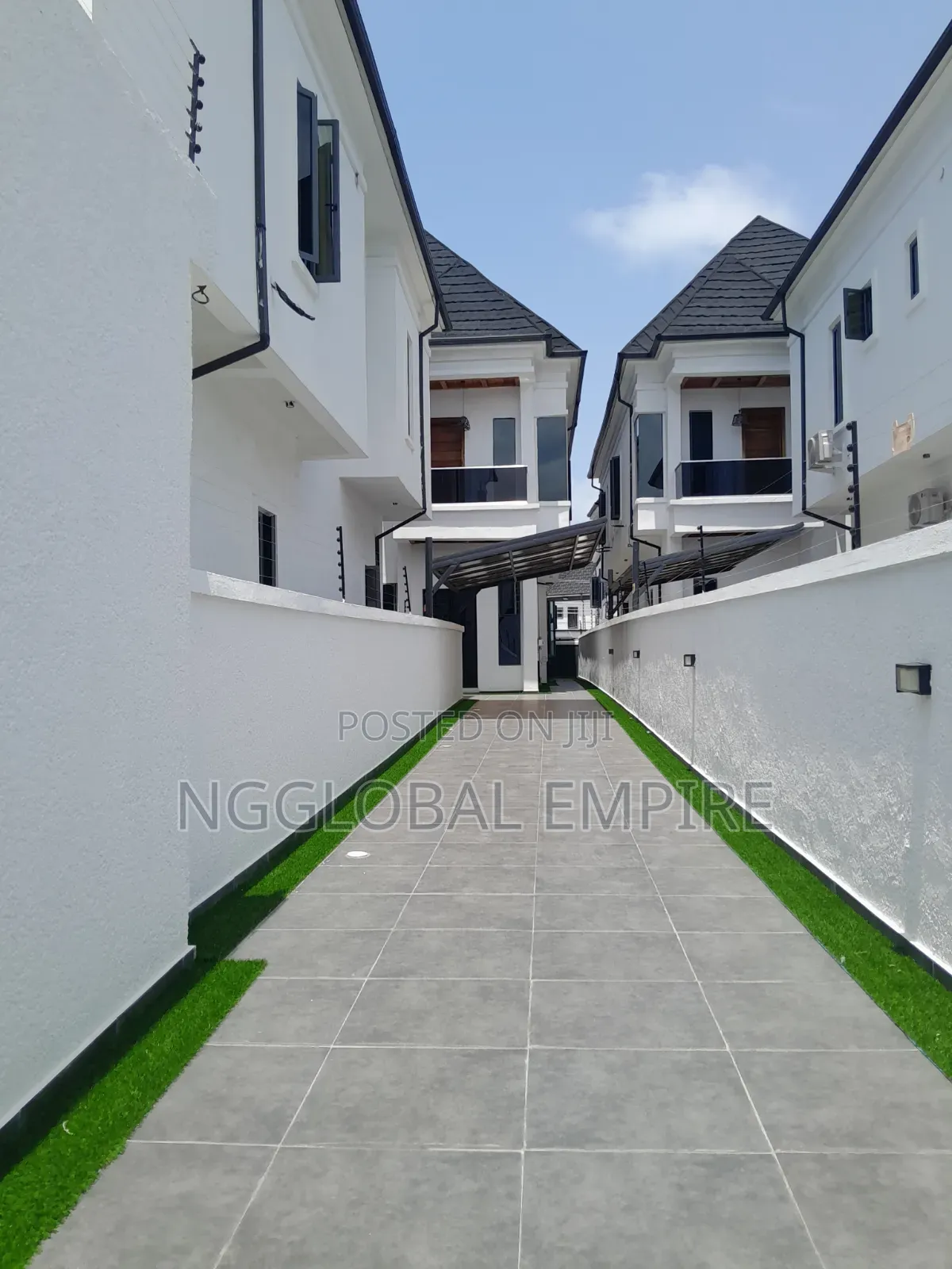 4bdrm Duplex in Royal Pine, Off Lekki-Epe Expressway for sale in Off Lekki-Epe Expressway