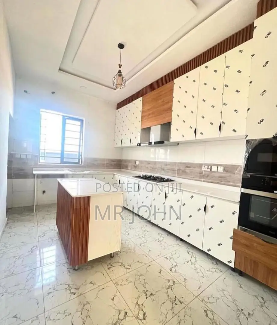 4bdrm Duplex in Vgc Drive D Man Pr, Lekki for rent in Lekki