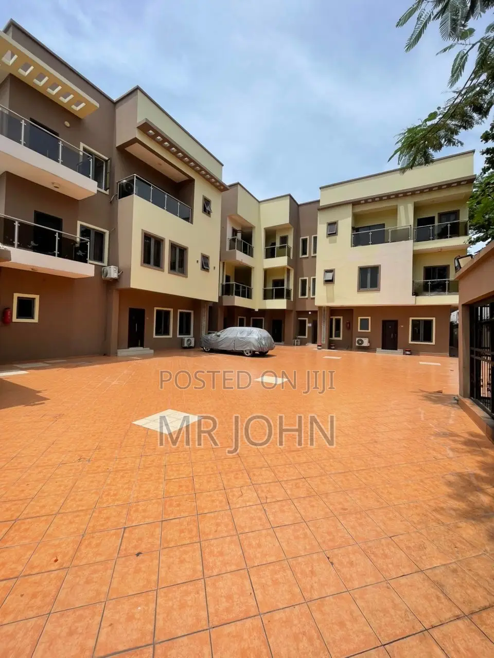 3bdrm Apartment in Lekki Phase 1 D Man for rent in Lekki