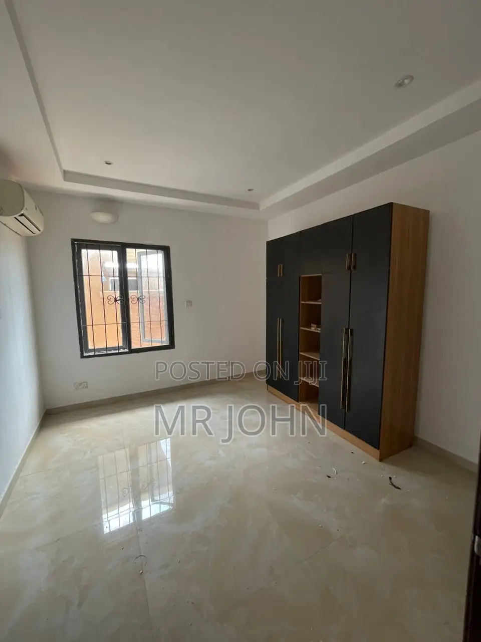 3bdrm Apartment in Lekki Phase 1 D Man for rent in Lekki