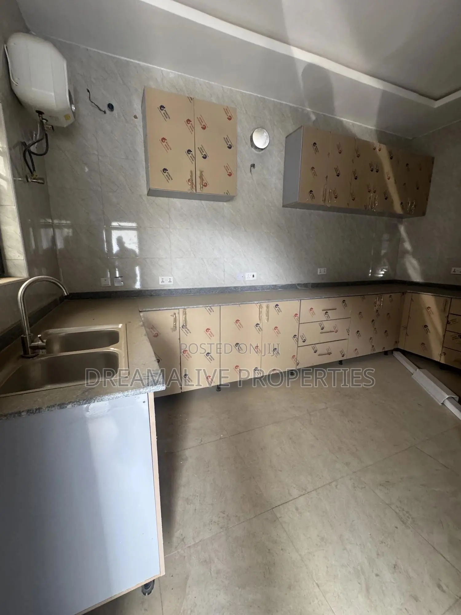 3bdrm Bungalow in Efab Queens, Karsana for rent in Karsana