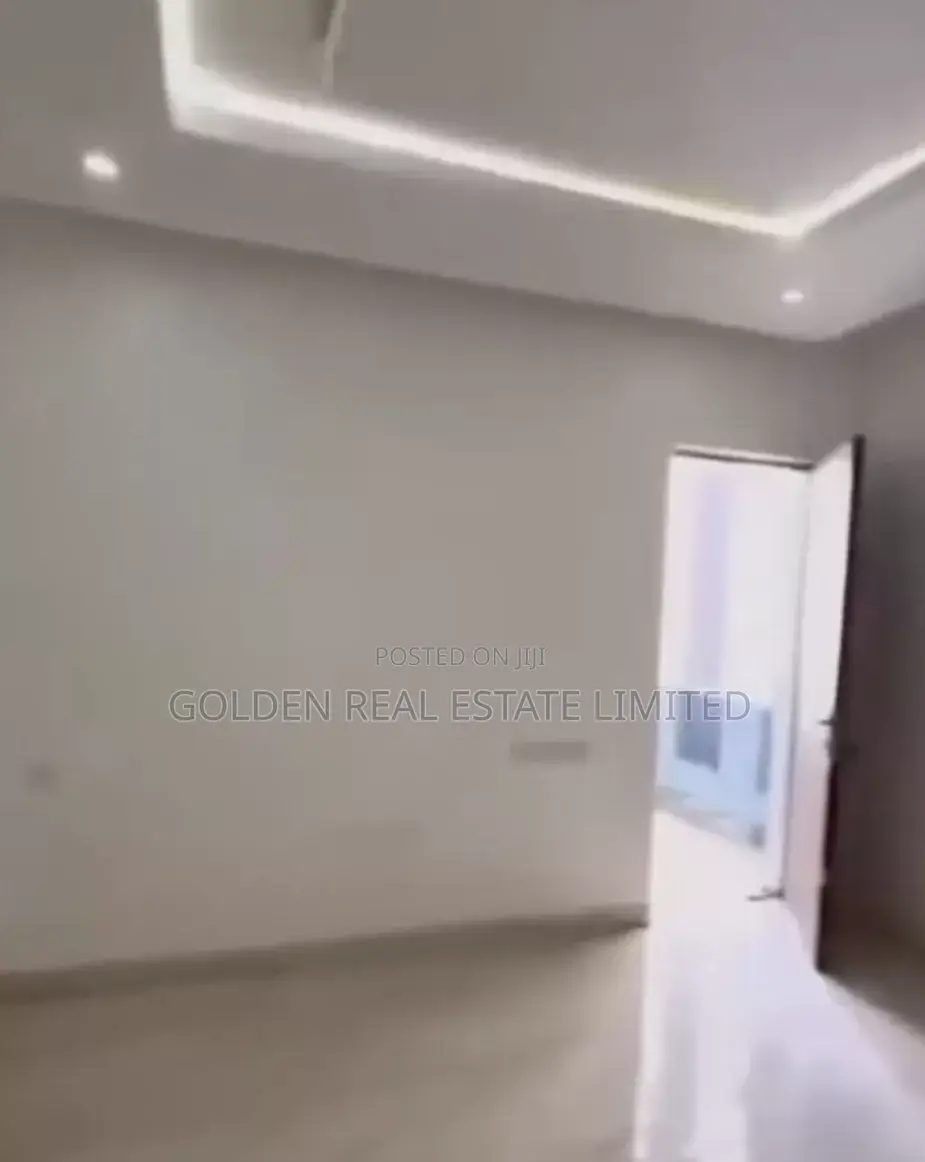 5bdrm Duplex in Wuye for rent in Wuye