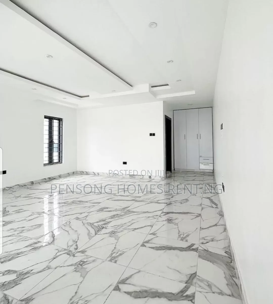 4bdrm Duplex in Vgc, Lekki Expressway for rent in Lekki Expressway