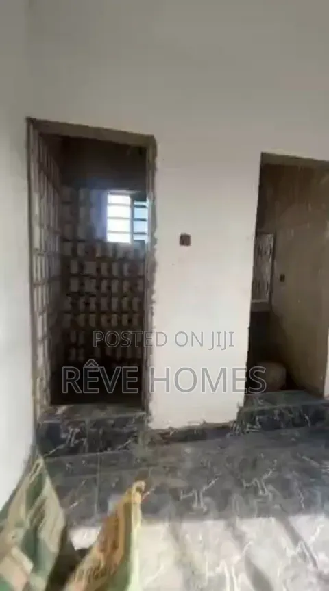 Studio Apartment in Akoka for rent in Akoka