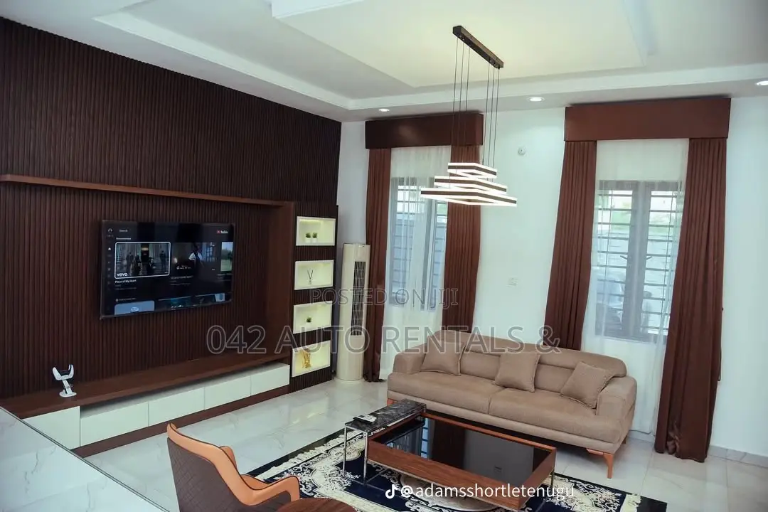 Exquisite Luxury 3 Bedroom Bungalow in Enugu