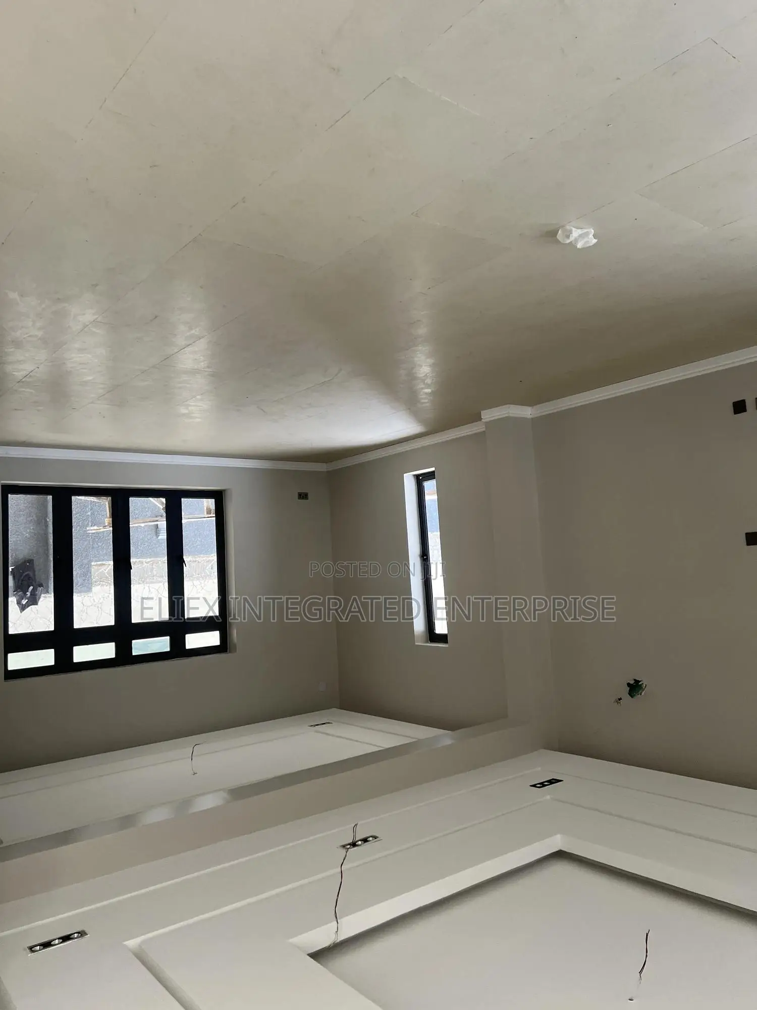 Furnished 4bdrm Townhouse / Terrace in Guzape for rent in Guzape District