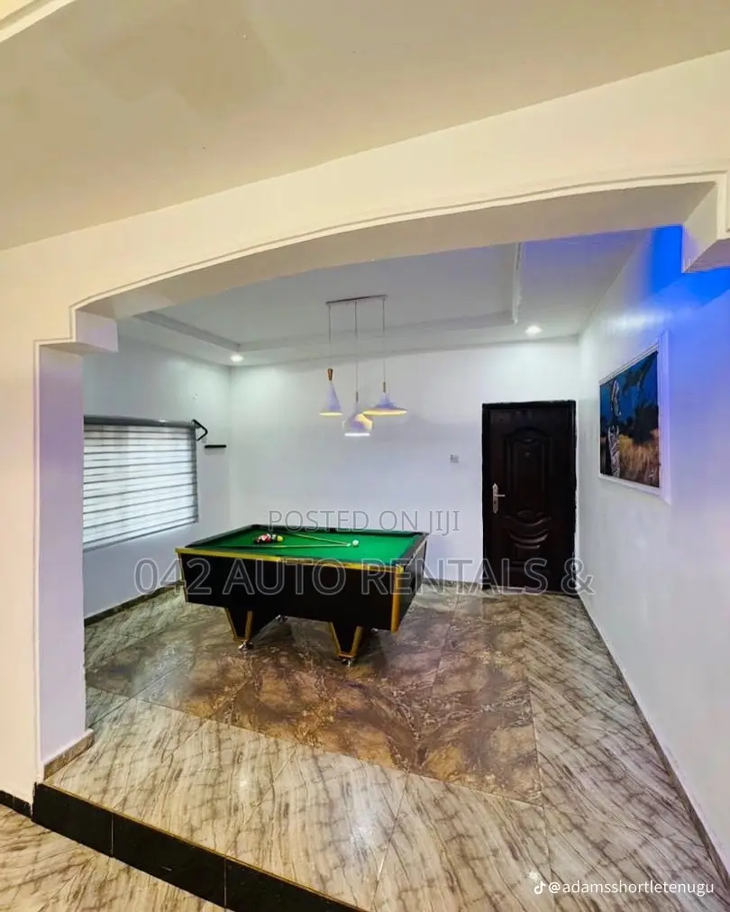 Luxury 4 Bedroom Bungalow (Separate Compound) in Enugu