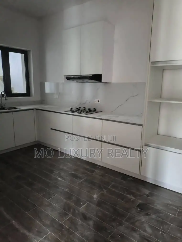 3bdrm Apartment in Lekki Phase 1 for rent in Lekki Phase 1