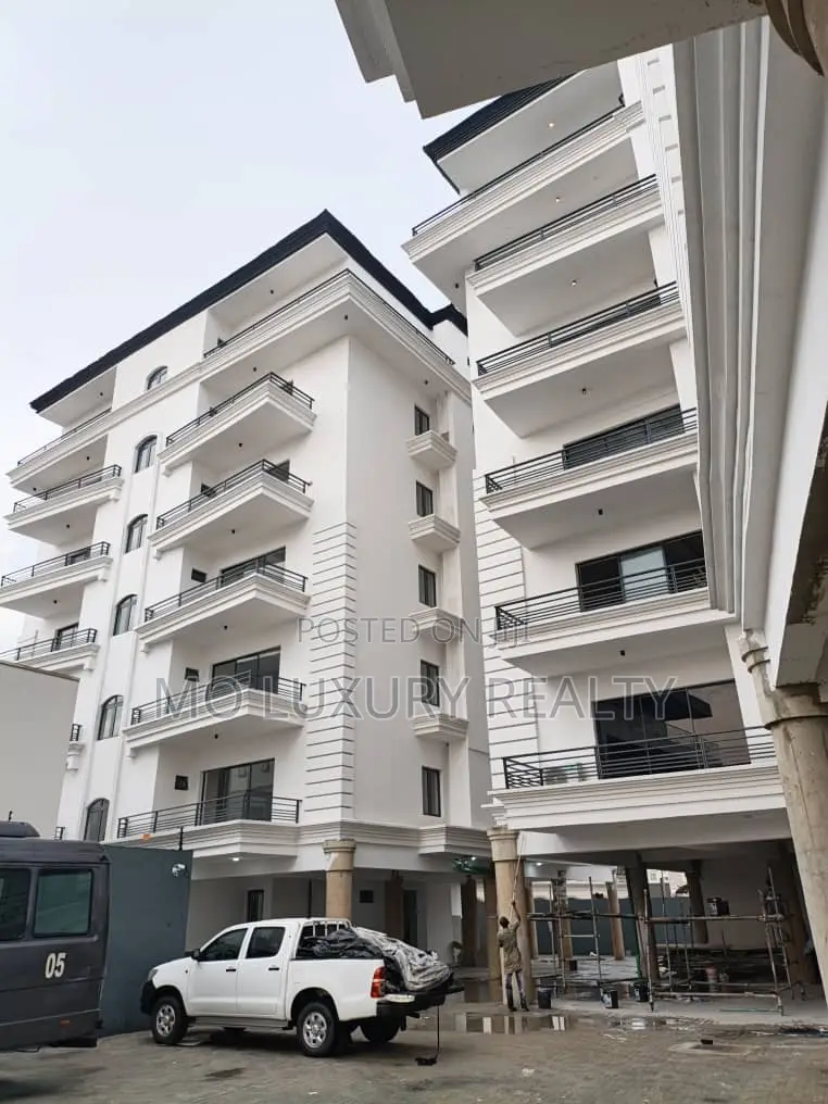 3bdrm Apartment in Lekki Phase 1 for rent in Lekki Phase 1