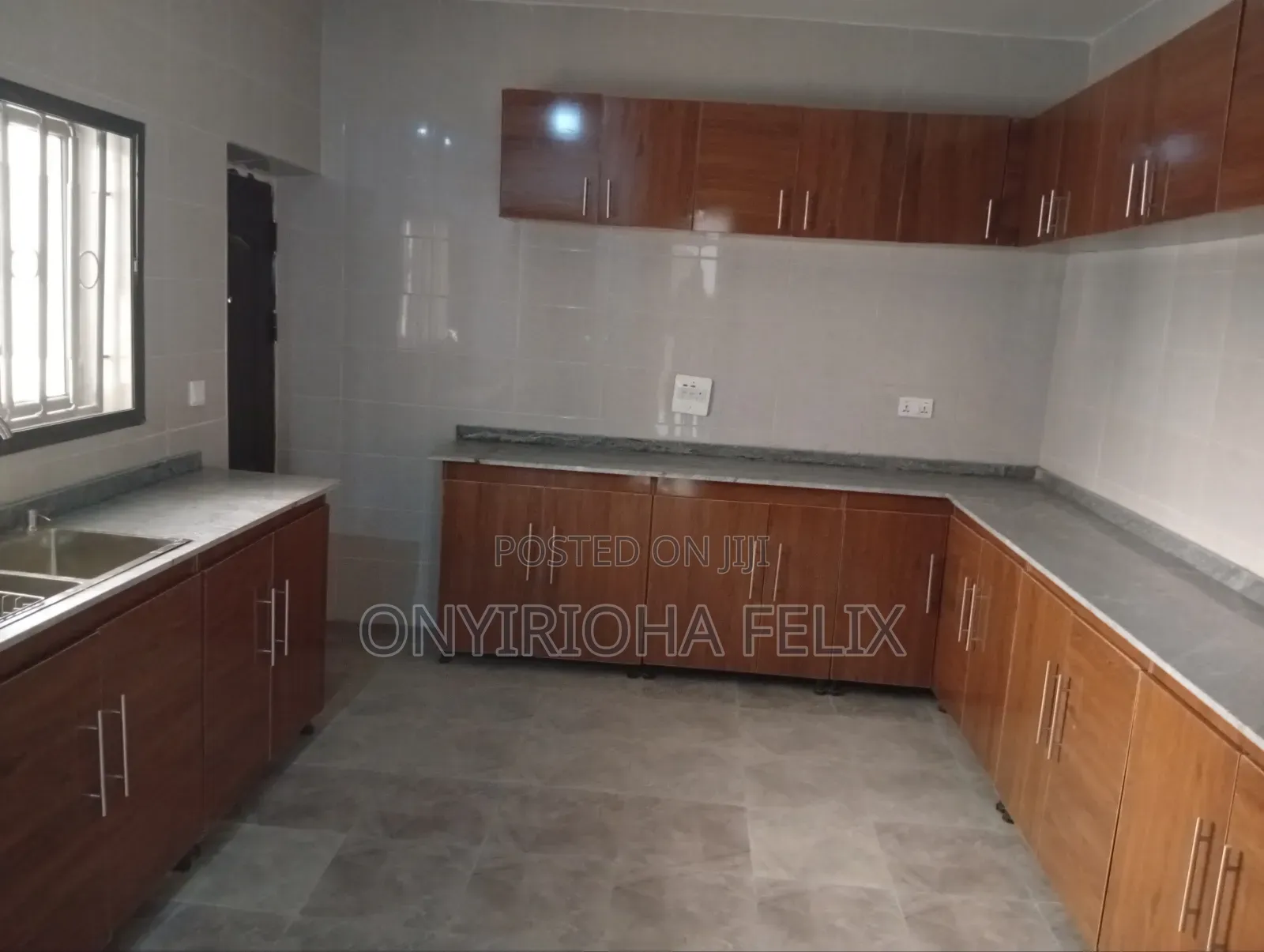 3bdrm Block of Flats in 6Th Avenue Gwarinpa, Life Camp for rent in Life Camp