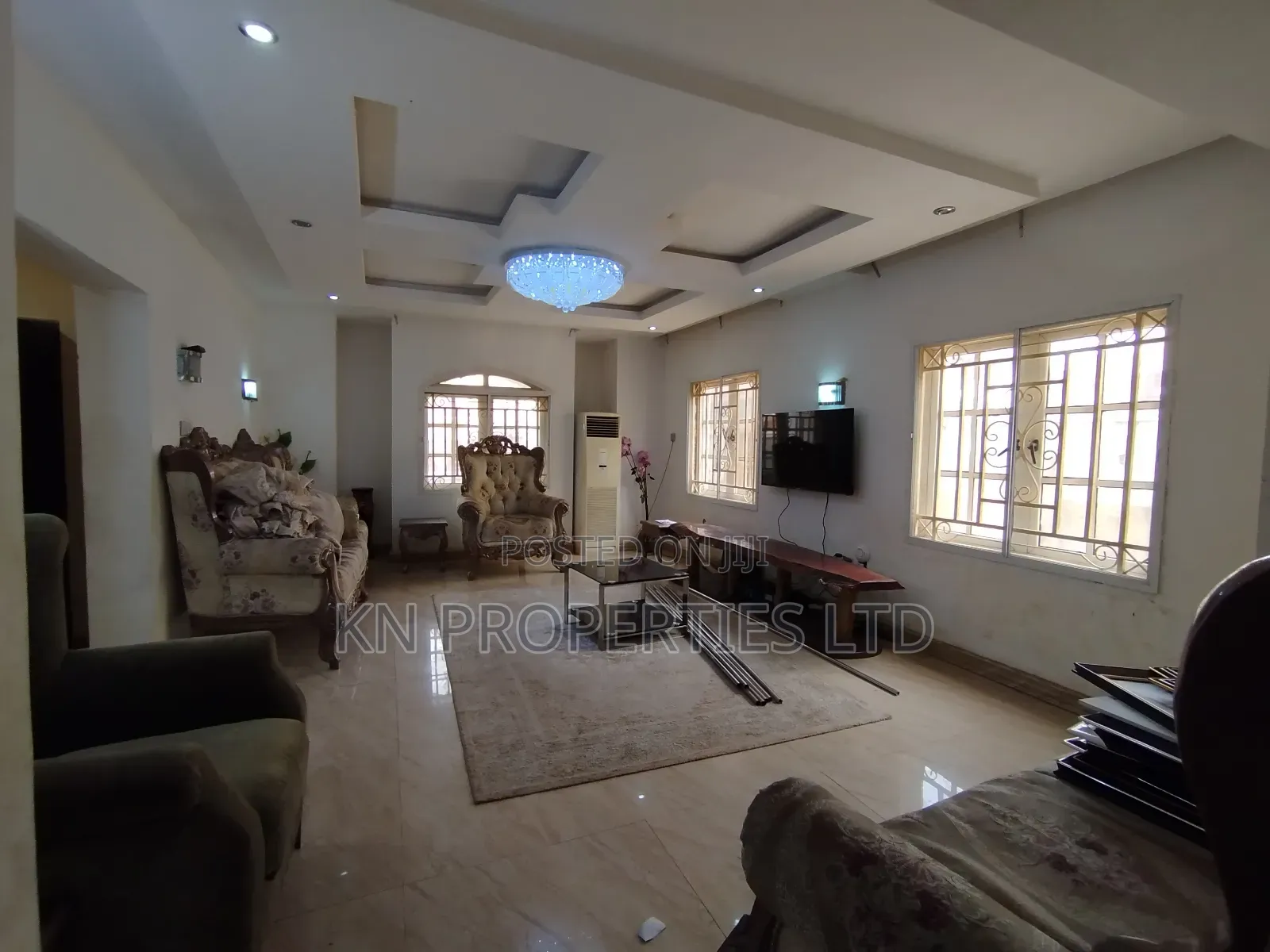 5bdrm Townhouse / Terrace in Gusape, Guzape District for rent in Guzape District