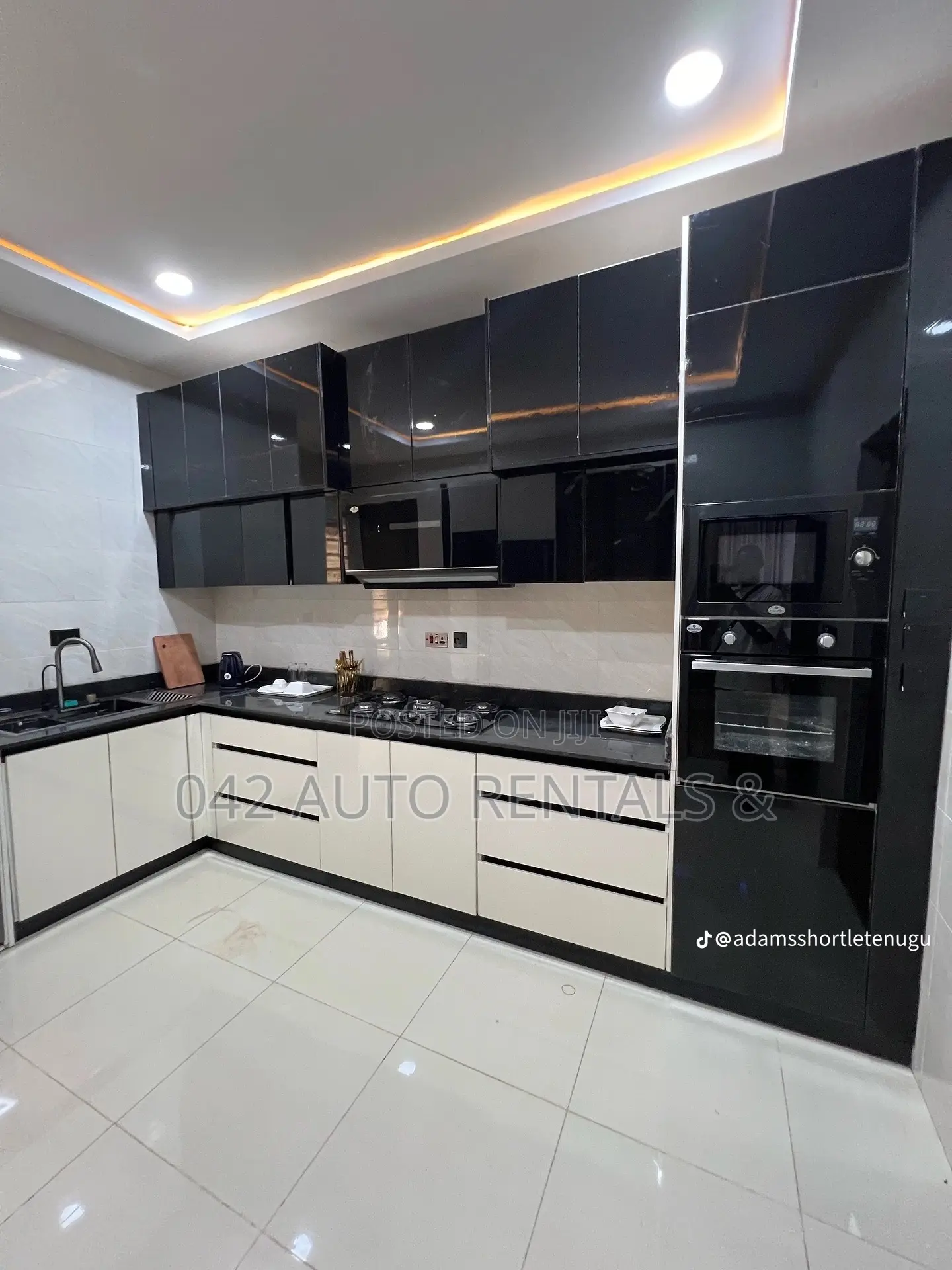 Luxury 4 Bedroom Penthouse With Snooker,Swimming Pool Gym in Enugu
