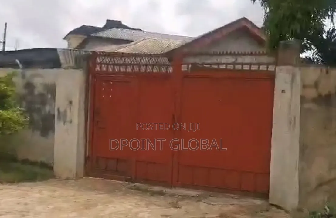 5bdrm Bungalow in Peace Estate, Baruwa for sale in Baruwa