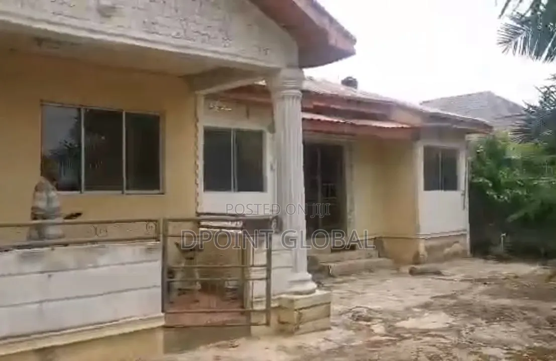 5bdrm Bungalow in Peace Estate, Baruwa for sale in Baruwa