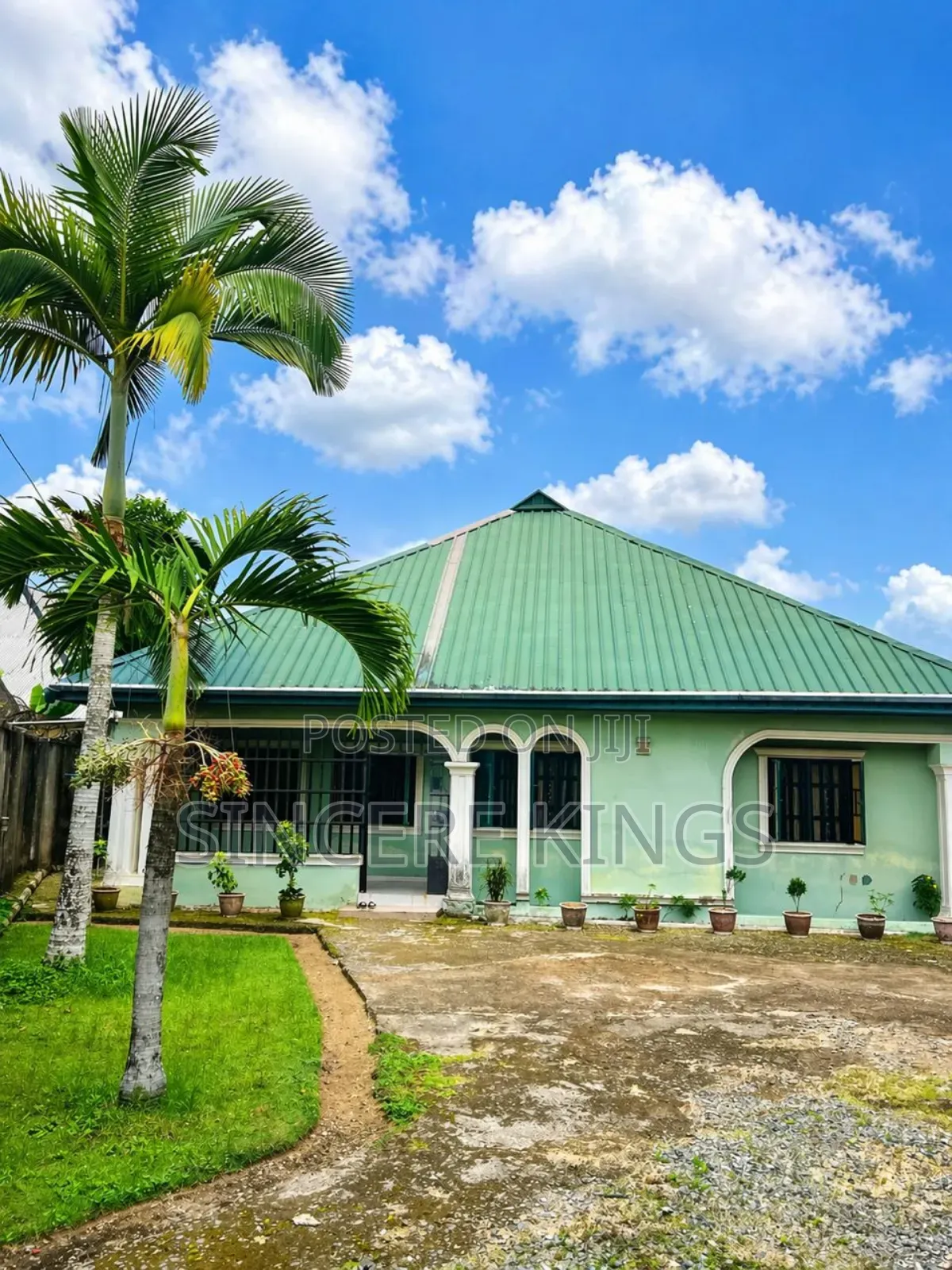 Furnished 4bdrm Bungalow in Off Oron Rd Uyo for sale in Uyo