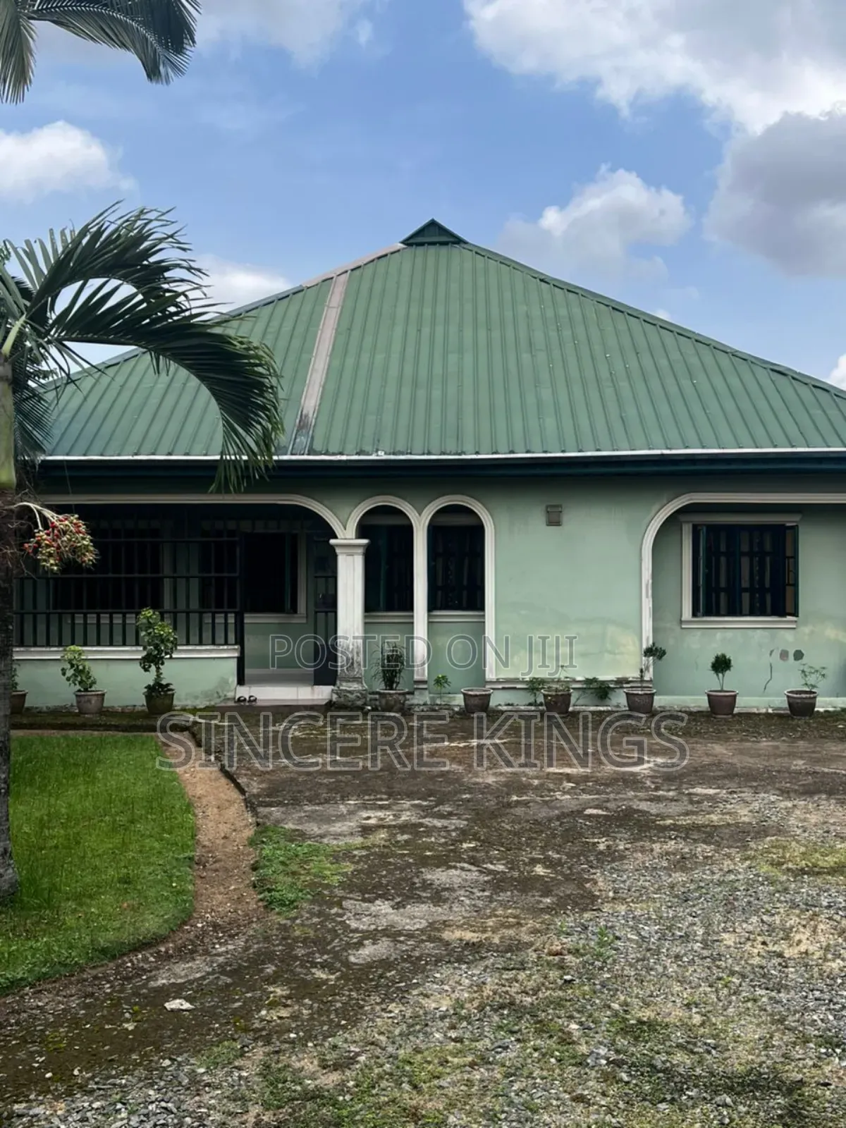 Furnished 4bdrm Bungalow in Off Oron Rd Uyo for sale in Uyo